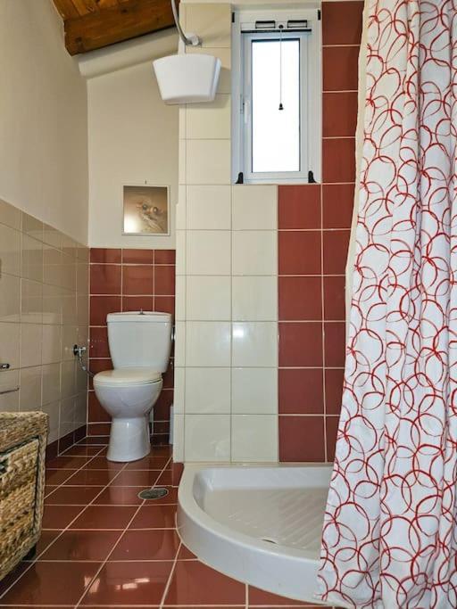 Sunny & Comfy Studio In The Heart Of Preveza Bagian luar foto